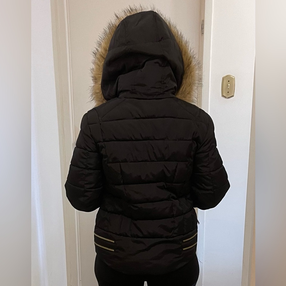 Winter coat - Picture 4 of 12